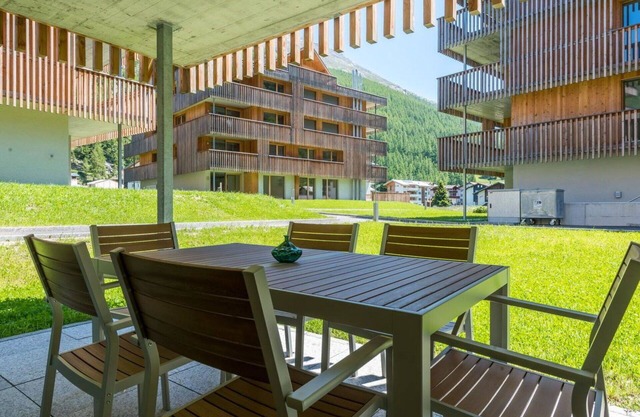 Beautiful apartment for 7 guests with WIFI, TV, balcony and pets allowed