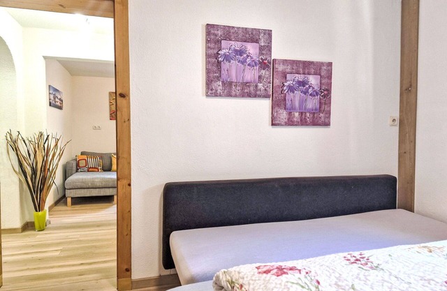 Beautiful apartment for 4 people with WIFI, TV, patio and pets allowed