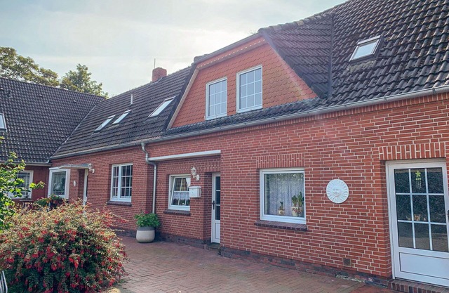Beautiful apartment for 5 guests with TV, terrace and parking