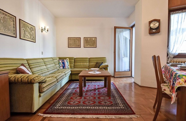 Beautiful apartment for 4 guests with WIFI, TV and terrace