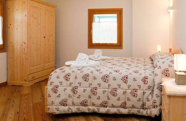Beautiful apartment for 2 people with WIFI, TV, patio and pets allowed