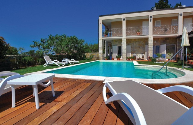 Beautiful apartment in Izola with WiFi