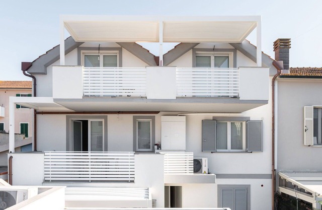 Beautiful apartment for 6 people with WIFI, A/C, TV, terrace and pets allowed