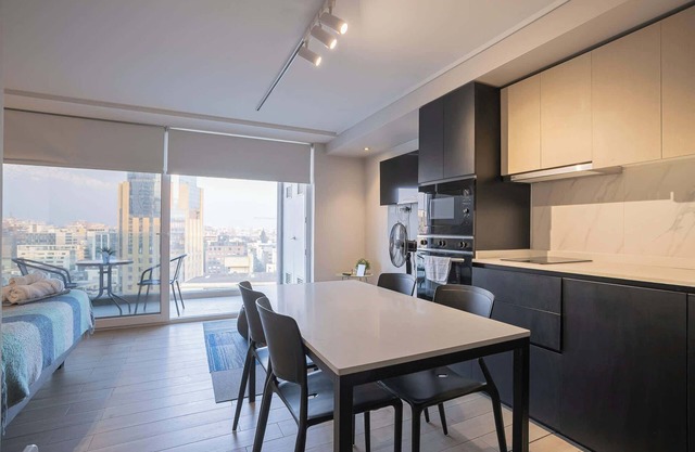 Beautiful Apartment Near Costanera Center