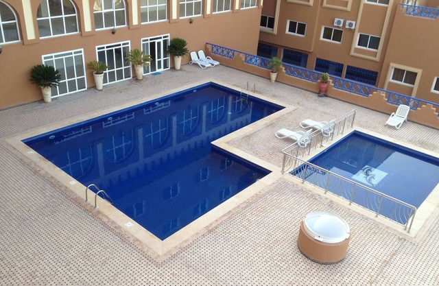BEAUTIFUL APARTMENT SEA VIEW 2 SWIMMING POOLS