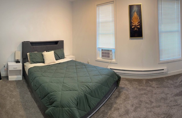 Beautiful apartment w/AC in Bay City-Perfect for a getaway, close to downtown