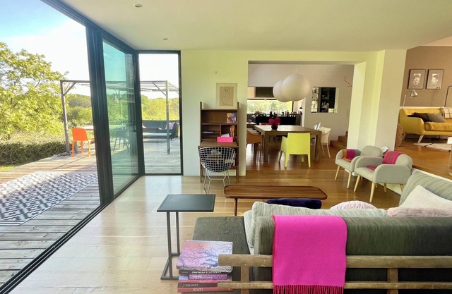 Beautiful architect-designed house in Larmor-Plage.