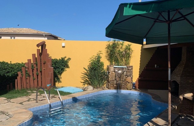 Beautiful beach house with pool and wet bar, a 250m sea barbecue