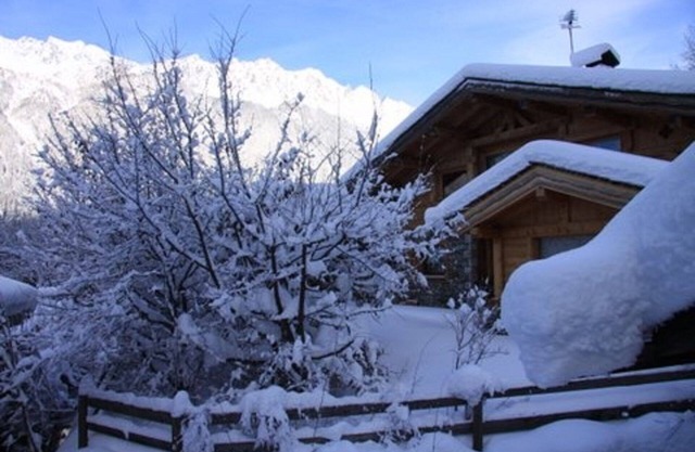 Beautiful chalet in Chamonix in a quiet, garden full south, beautiful view.