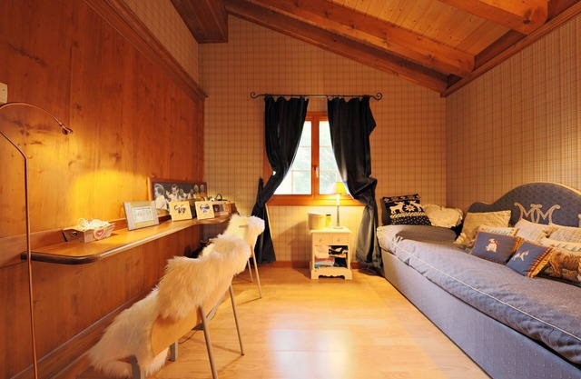 Beautiful Chalet with breathtaking view Crans Montana