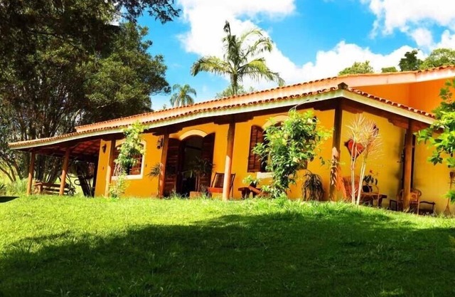 Beautiful Country House in Atibaia Great House and Pool