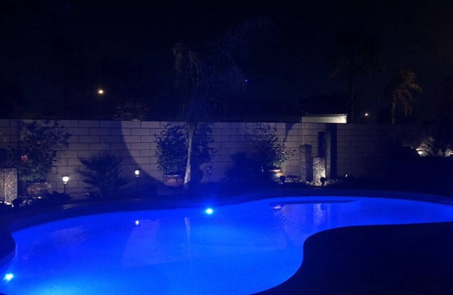 Beautiful, Desert backyard oasis! Free rides to Coachella and stagecoach!