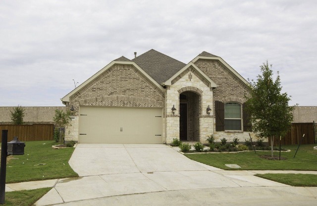 Beautiful Home Away From Home in Dallas/Fortworth , minutes away from airport
