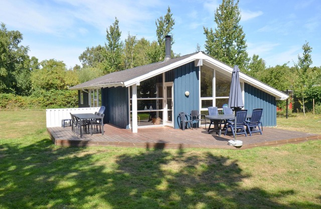 Beautiful home in Ebeltoft with sauna