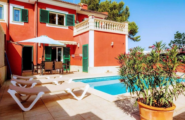 Beautiful home in Llucmajor