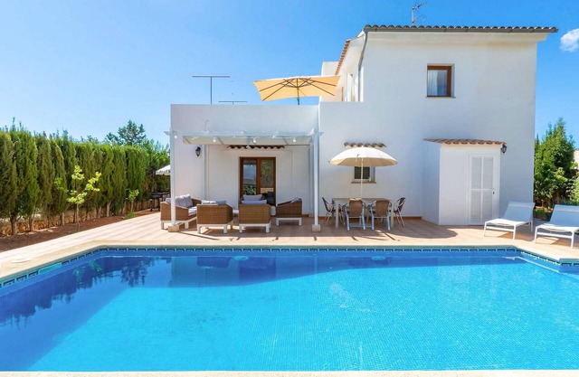 Beautiful home in Portocolom