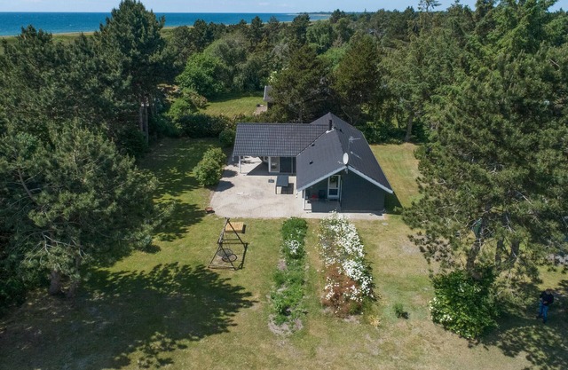 Beautiful home in Rødby with WiFi