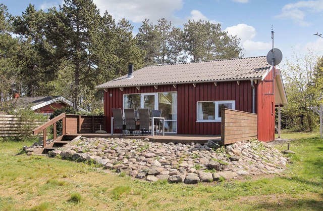 Beautiful home in Samsø with kitchen