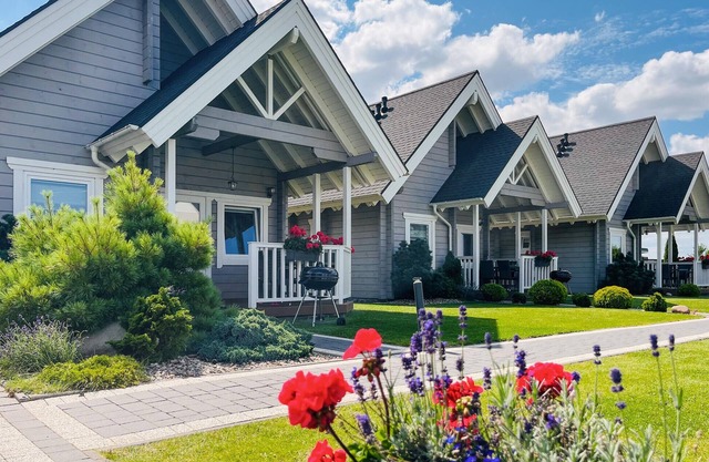Beautiful home in Sarbinowo with WiFi