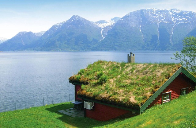 Beautiful home in Utne with sauna