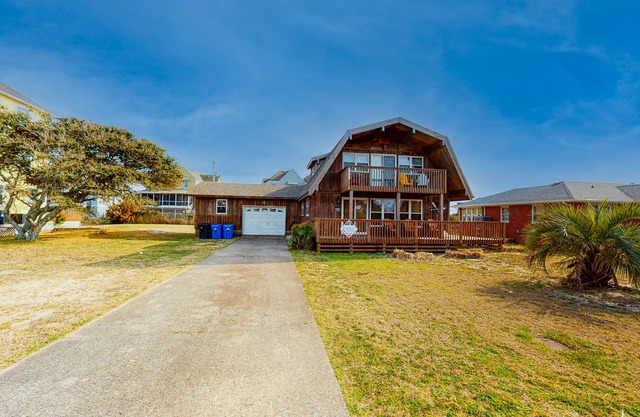 Beautiful house w/Shared Pool, Private Washer/Dryer, Central AC, Free WiFi