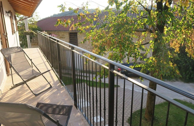 Beautiful private villa for 6 people with A/C, WIFI, TV, terrace and parking