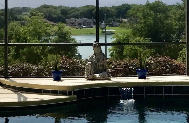 Beautiful lake view home minutes from downtown Mount Dora