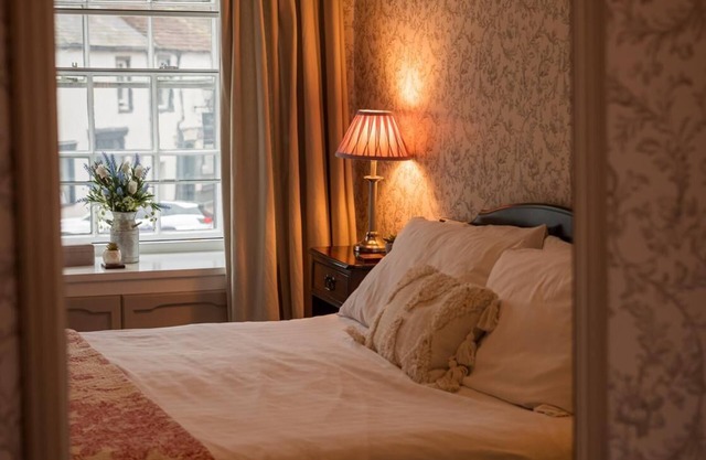 Beautiful Large Character Home ~ 5* Town Centre Location ~ Lake District Stay