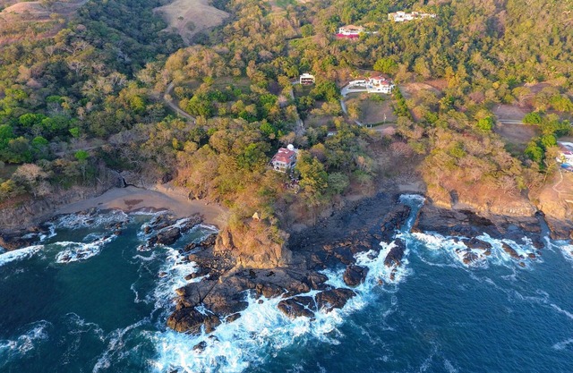 Beautiful located beach house