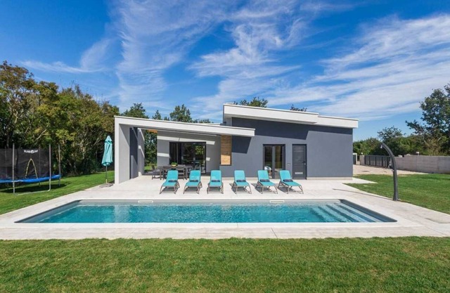 Beautiful modern Villa Mariva