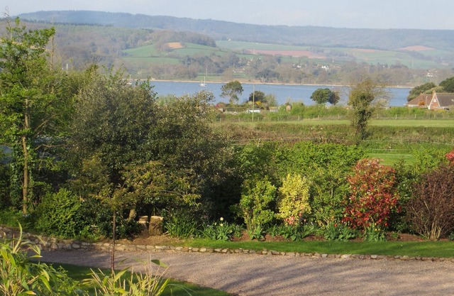 Beautiful One Bedroom Holiday Flat With Stunning Exe Estuary Views, Lympstone