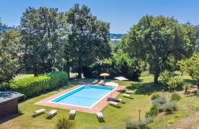 Beautiful private villa with private pool, WIFI, TV, terrace, pets allowed and panoramic view