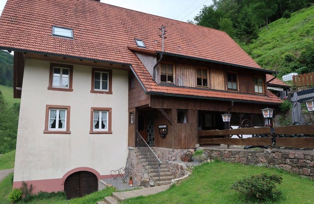 Beautiful private villa for 18 people with WIFI, TV, terrace, pets allowed and parking