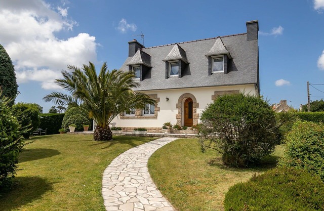 Beautiful private villa for 7 people with WIFI, TV, terrace and pets allowed