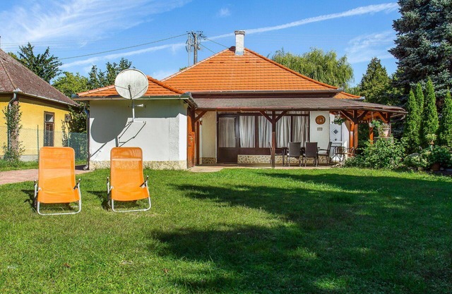 Beautiful private villa for 5 guests with WIFI, TV and terrace