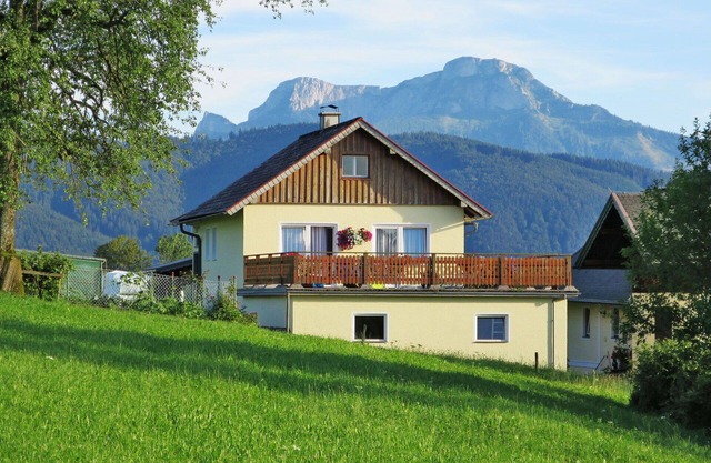 Beautiful private villa for 4 people with TV, terrace and parking