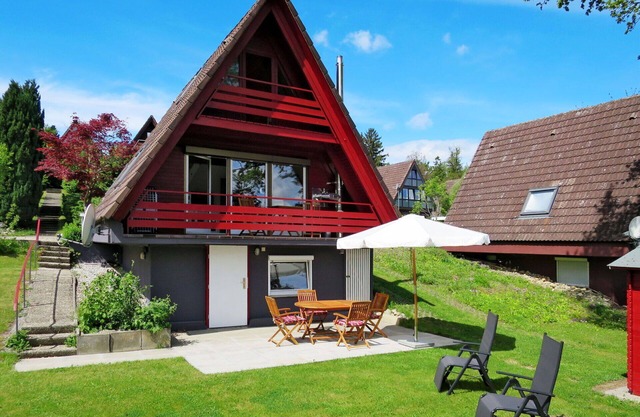 Beautiful private villa for 4 people with WIFI, TV, terrace and pets allowed