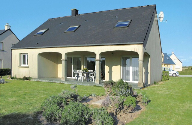 Beautiful private villa for 6 people with WIFI, TV, terrace, pets allowed and panoramic view