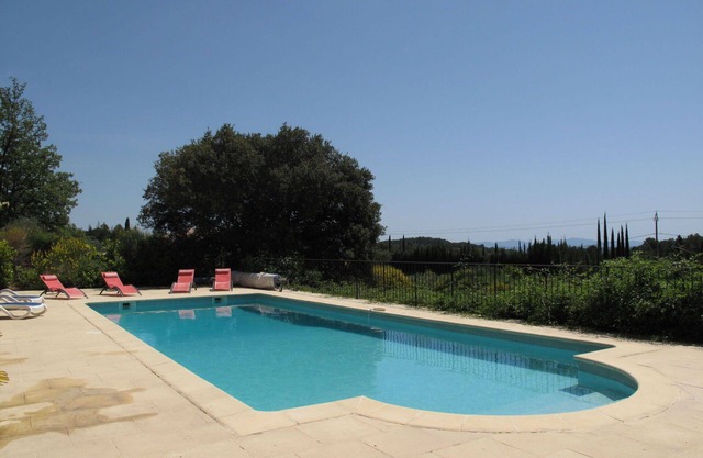 Beautiful private villa for 6 people with WIFI, private pool, terrace and pets allowed