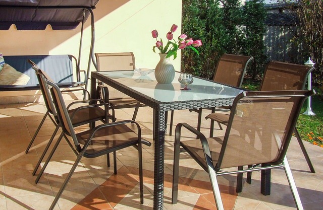 Beautiful private villa for 7 guests with WIFI, A/C, TV, patio and parking