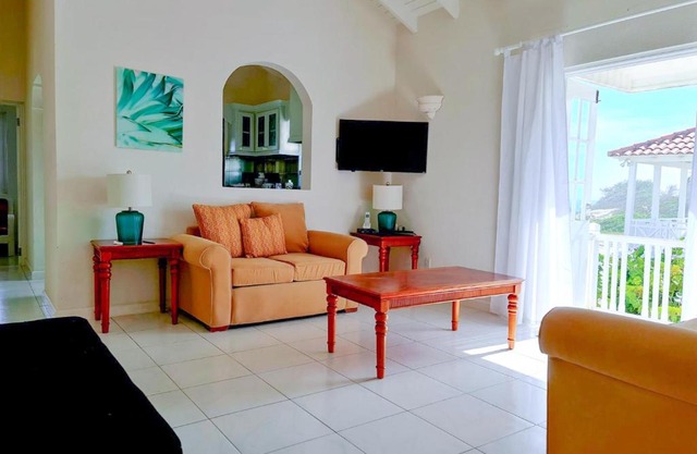Beautiful Seaside 2BR Apartments