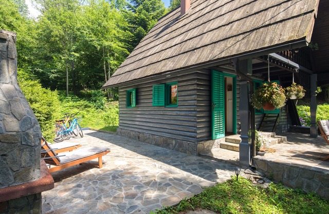 Beautiful secluded holiday home with private sauna and beach - pet friendly