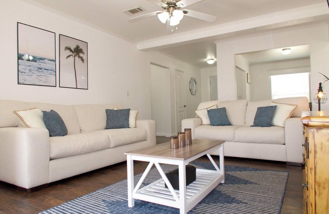 Beautiful, Spacious 3-bedroom w/Backyard!