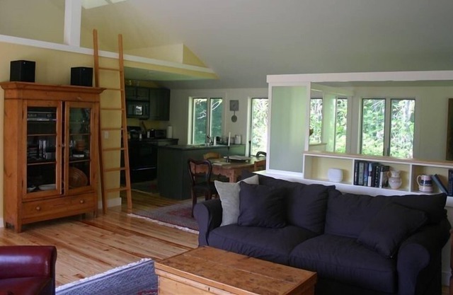Beautiful & Unique Spacious Studio near Okemo. Booking fall and winter!