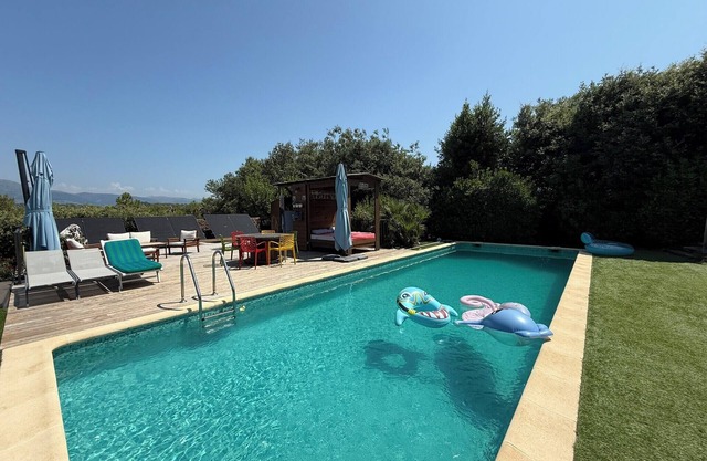 Beautiful villa 5 min from Valbonne with garden, pool and jacuzzi