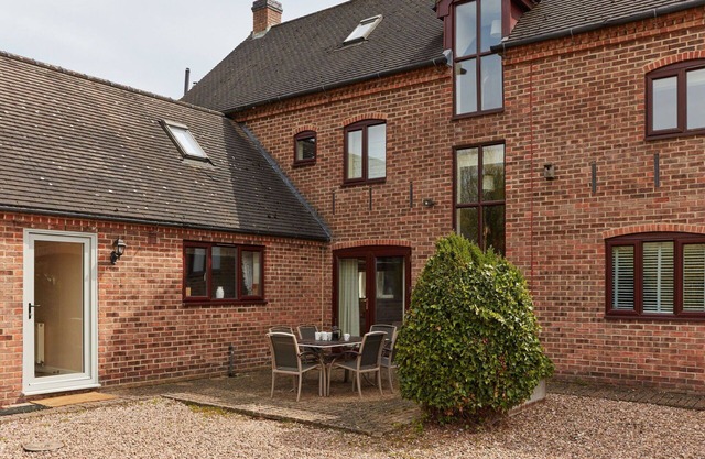 Beautiful villa for 19 people with hot tub, WIFI and parking