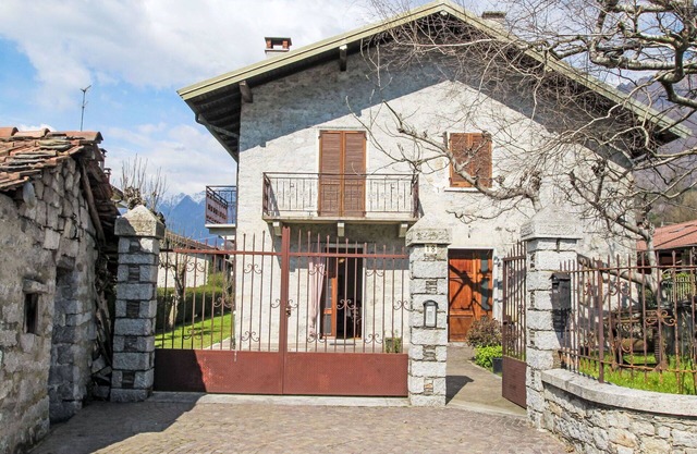 Beautiful villa for 3 people with TV