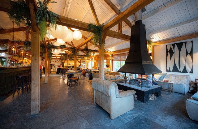 Beautiful villa with outdoor kitchen