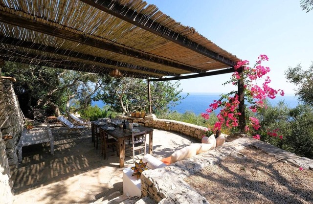 Beautiful villa with sea view pool