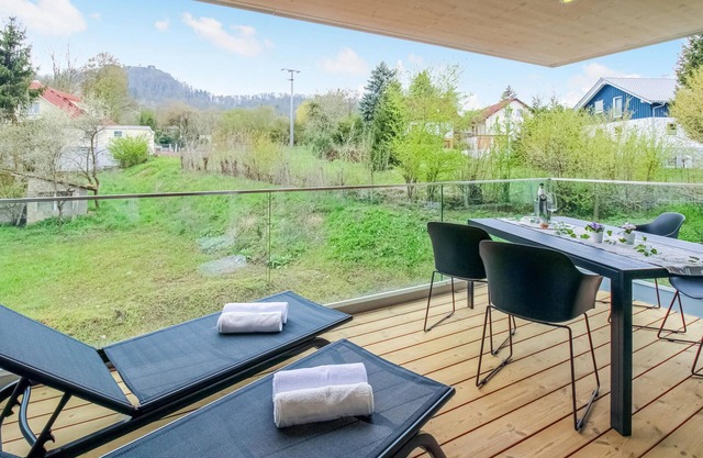 Beautiful, welcoming apartment with balcony and views of the hilly surroundings.